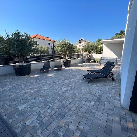 Apartmani Kumenat Biograd Na Moru Luaran gambar