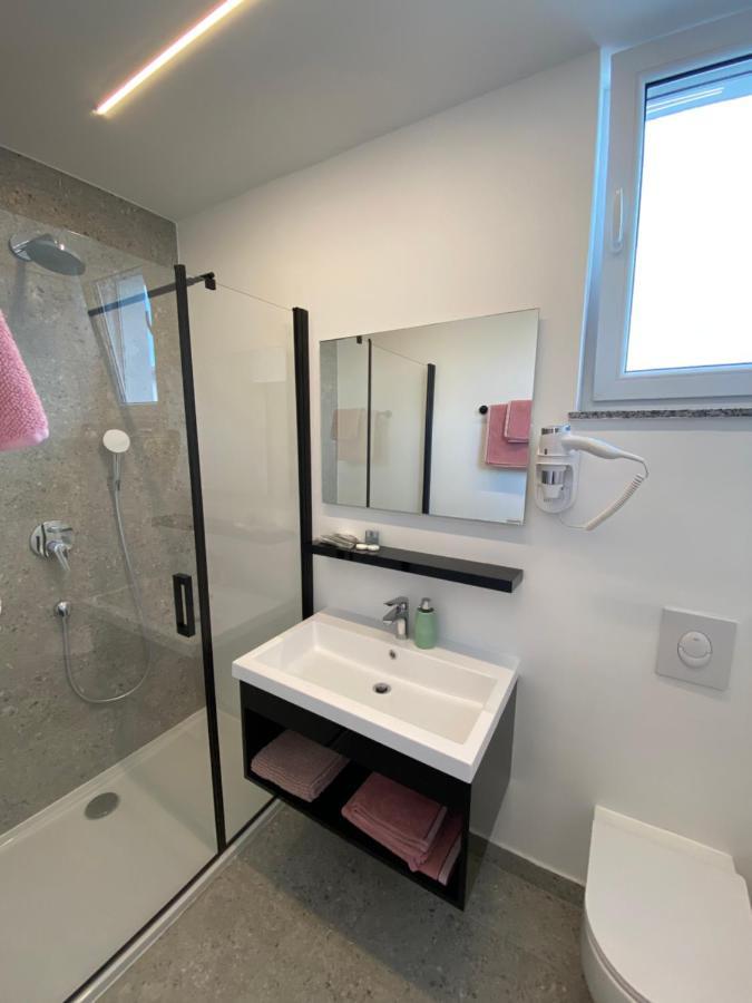 Apartmani Kumenat Biograd Na Moru Luaran gambar