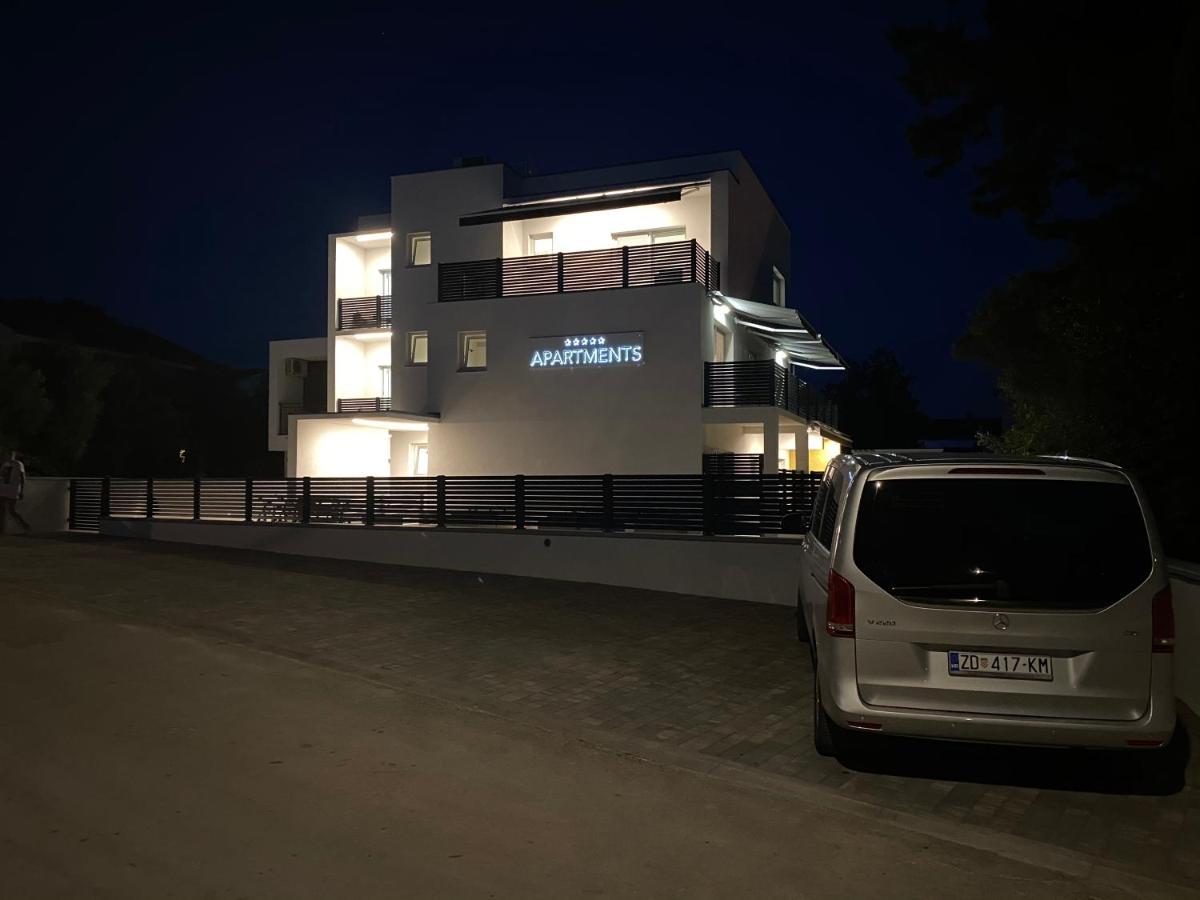 Apartmani Kumenat Biograd Na Moru Luaran gambar
