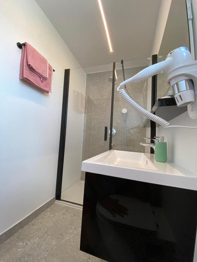 Apartmani Kumenat Biograd Na Moru Luaran gambar