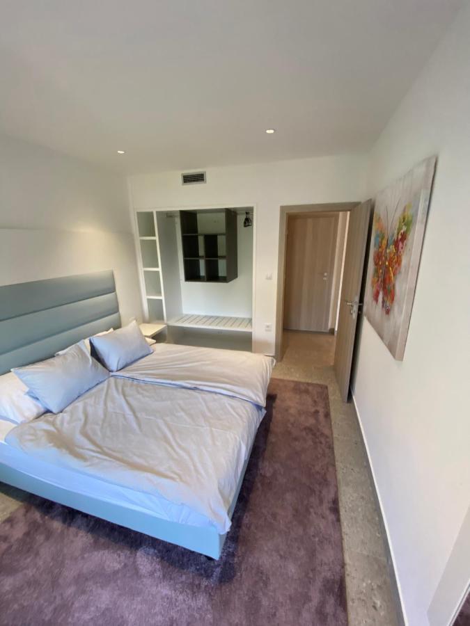 Apartmani Kumenat Biograd Na Moru Luaran gambar